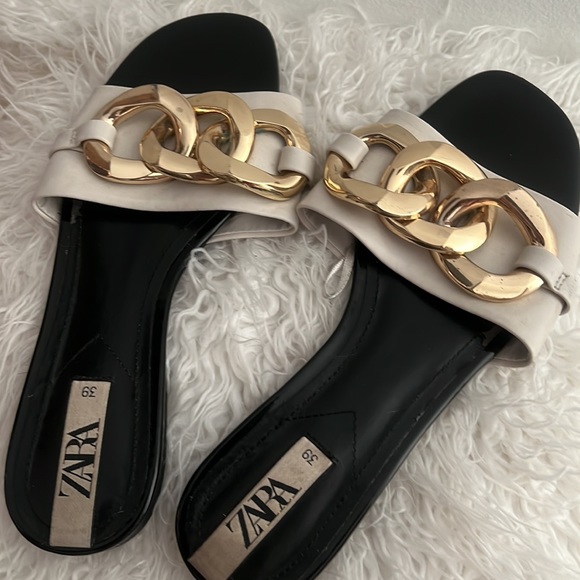 Zara Chain Trim Low Heeled Sandals - Picture 2 of 5